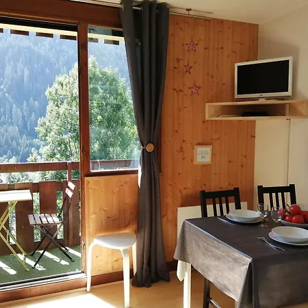 Confortable A - 4 Pers, Balcon, Parking Et Wifi - Fr-1-198-237